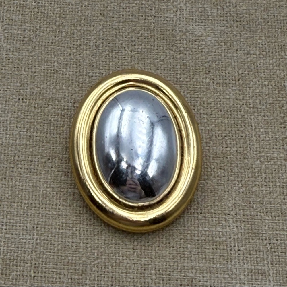 Western Germany Gold and Silver Oval Brooch/fur clip